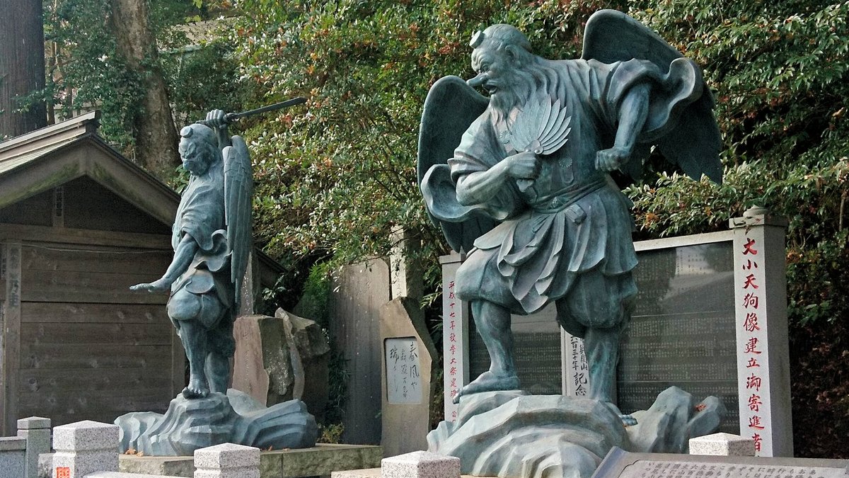 Hiking Mount Takao to Lake Sagami: Scenic Adventures Await